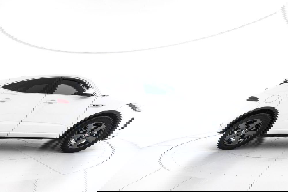 Jaguar E-Pace usata a Viterbo (6)