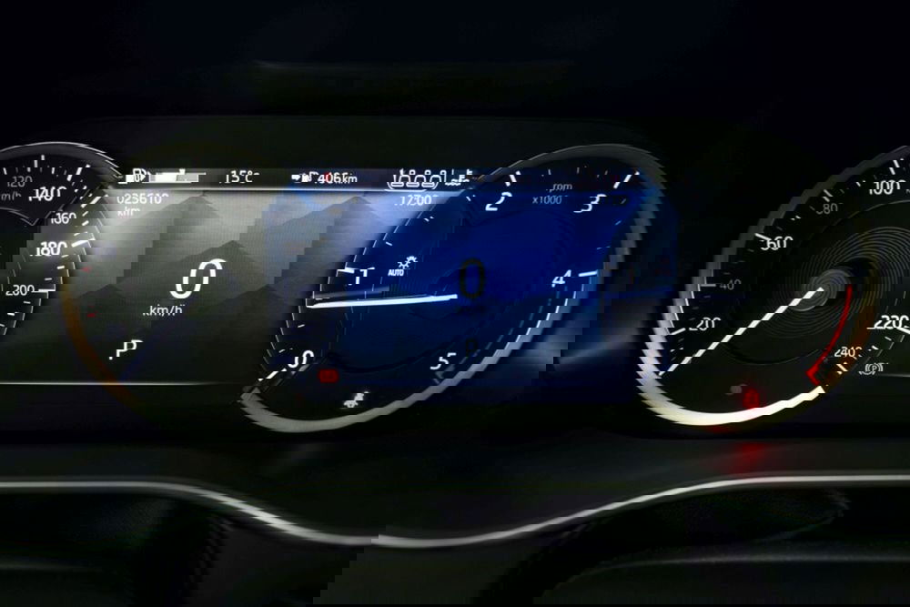 Jaguar F-Pace usata a Viterbo (10)