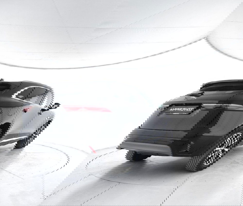 Jaguar F-Pace usata a Viterbo (2)