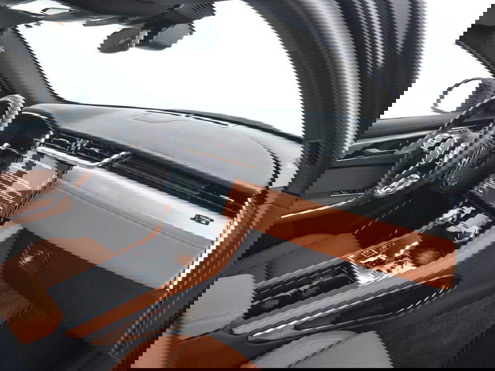 Jaguar F-Pace usata a Viterbo (3)