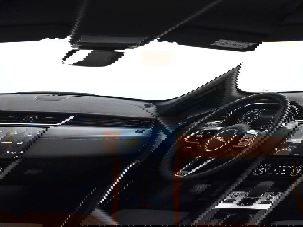 Jaguar F-Pace usata a Viterbo (4)