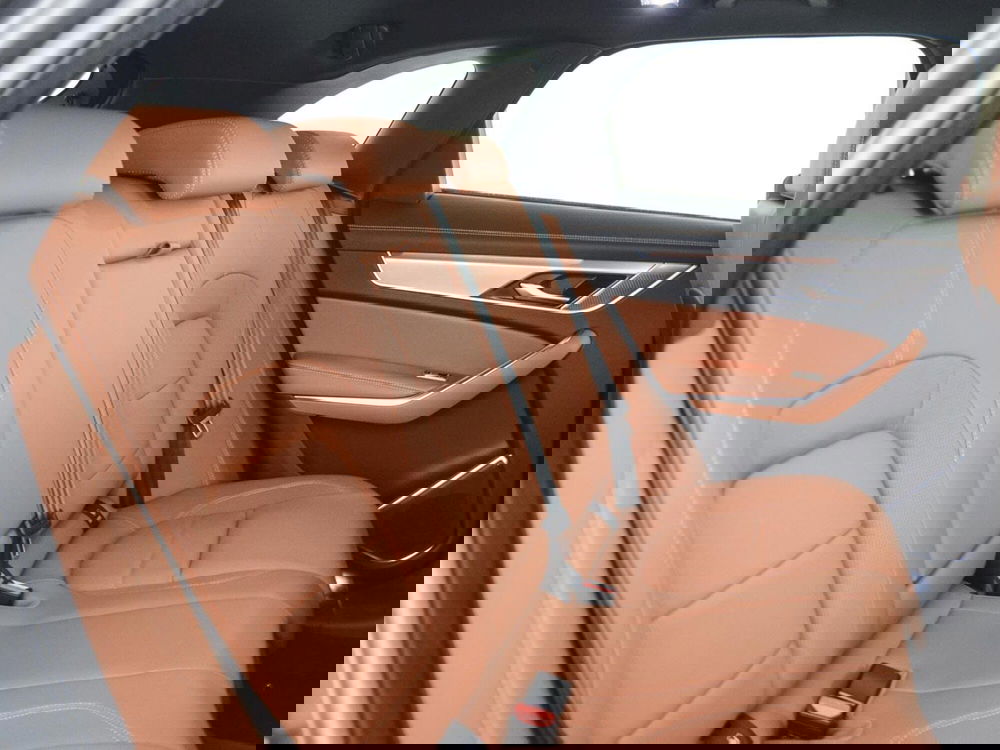 Jaguar F-Pace usata a Viterbo (5)