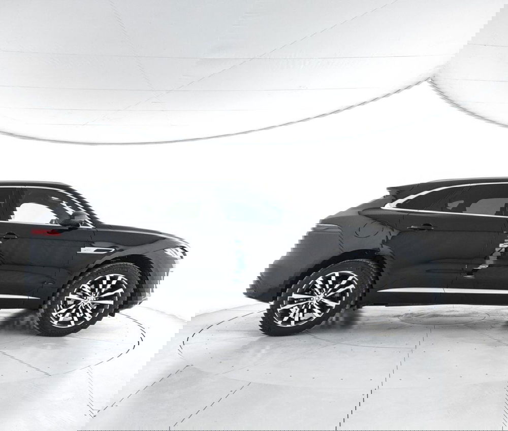 Jaguar F-Pace usata a Viterbo (6)