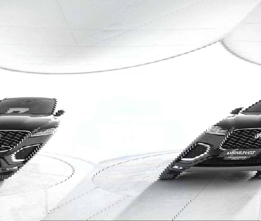 Jaguar F-Pace usata a Viterbo (7)