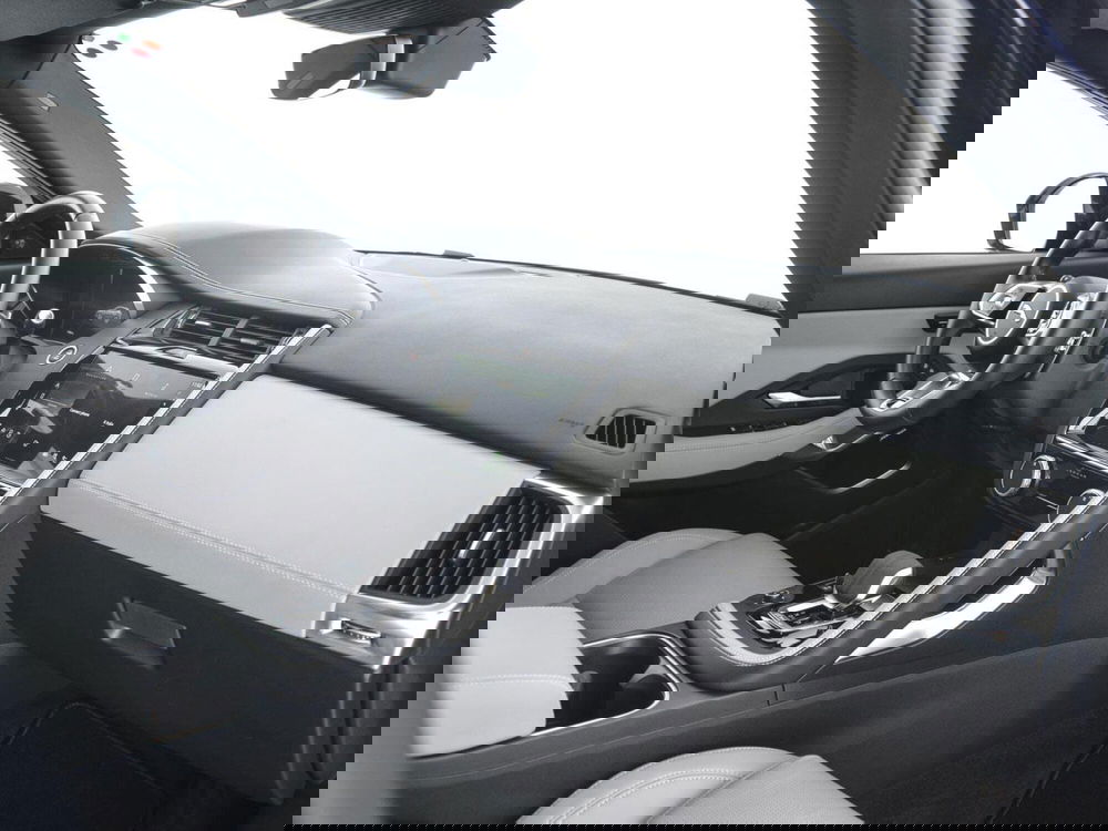 Jaguar E-Pace usata a Viterbo (3)