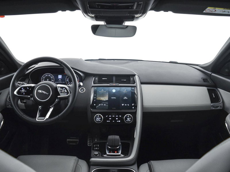 Jaguar E-Pace usata a Viterbo (4)