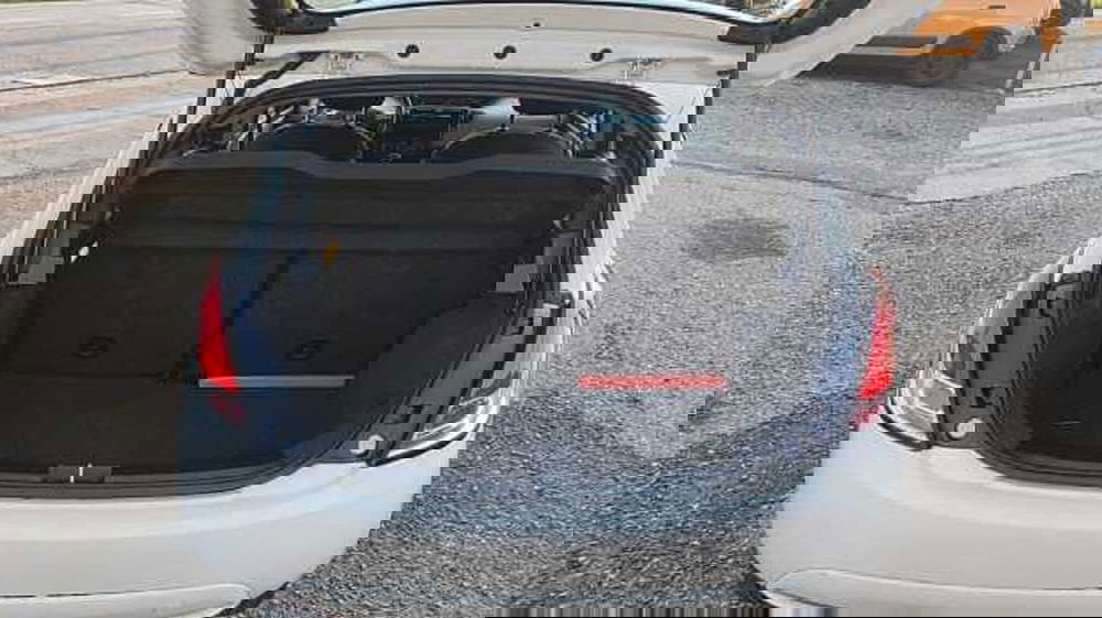 Lancia Ypsilon usata a Firenze (8)