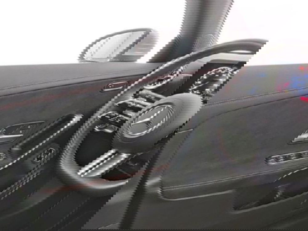 Mercedes-Benz CLA Shooting Brake usata a Milano (9)