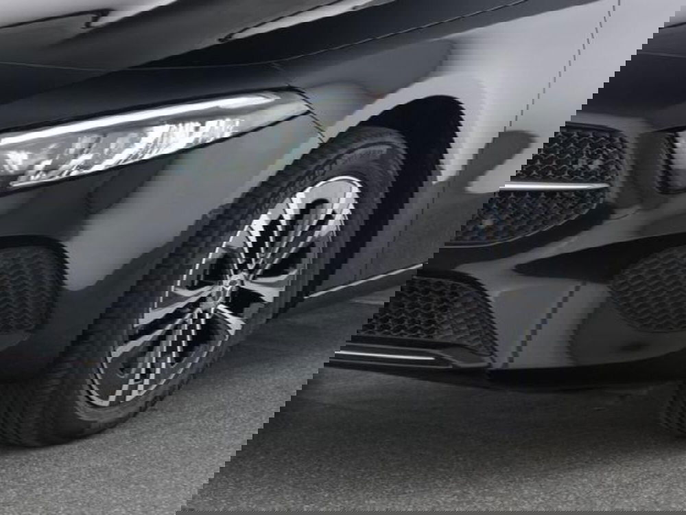 Mercedes-Benz Classe A usata a Milano (4)