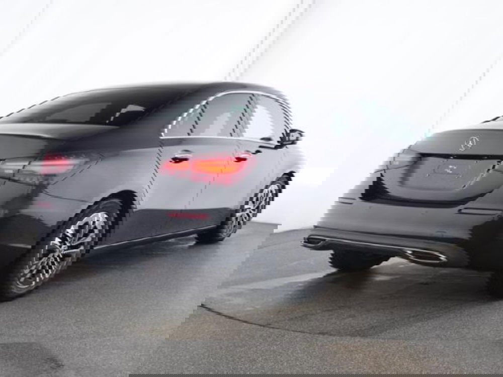 Mercedes-Benz Classe A Sedan usata a Milano (2)