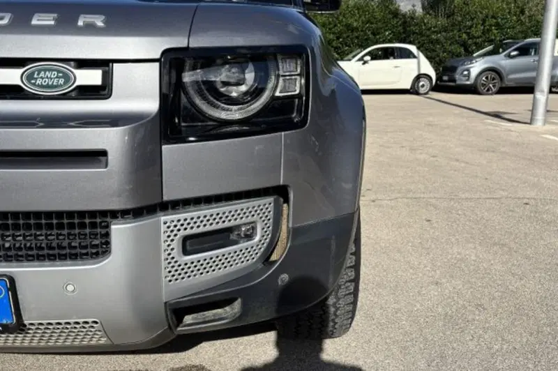 Land Rover Defender usata a Latina (11)