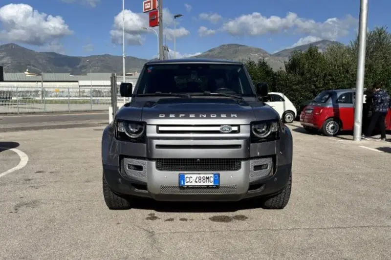 Land Rover Defender usata a Latina (2)