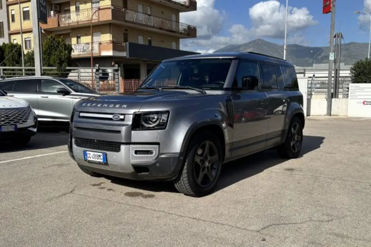 Land Rover Defender usata a Latina (3)