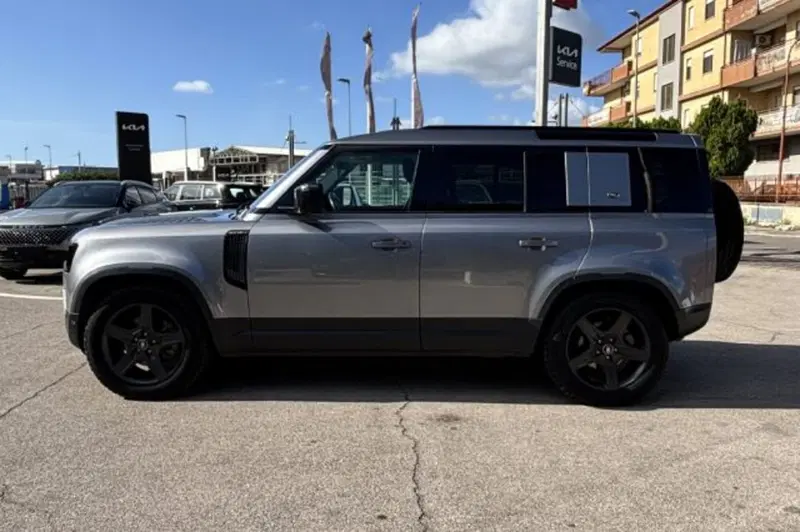 Land Rover Defender usata a Latina (4)