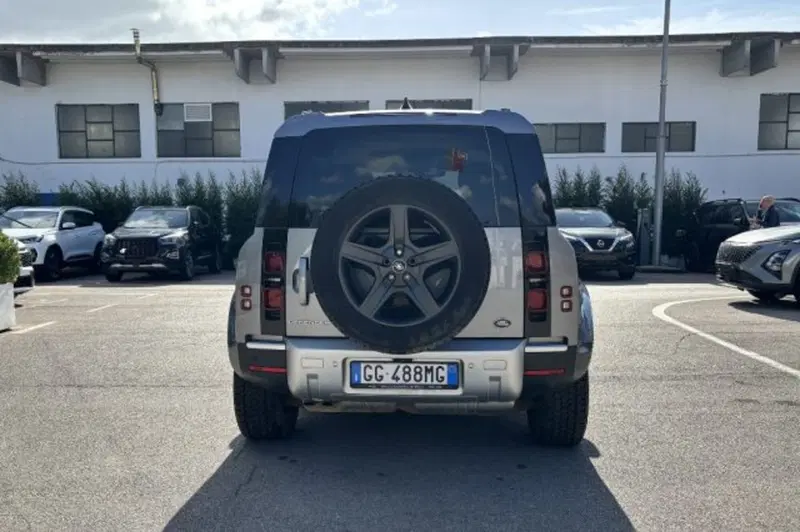Land Rover Defender usata a Latina (6)