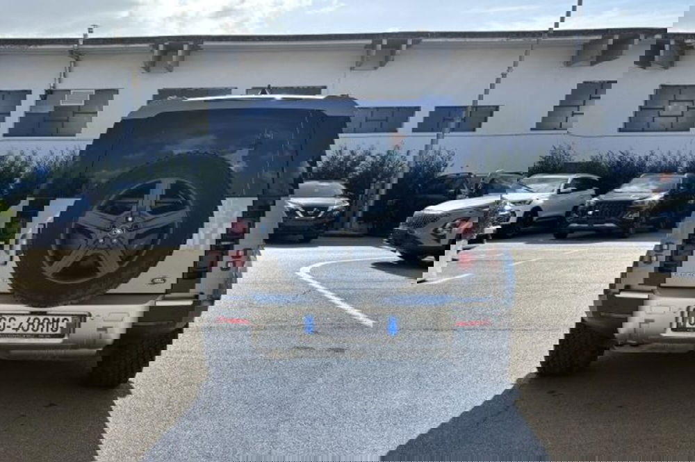 Land Rover Defender usata a Latina (6)