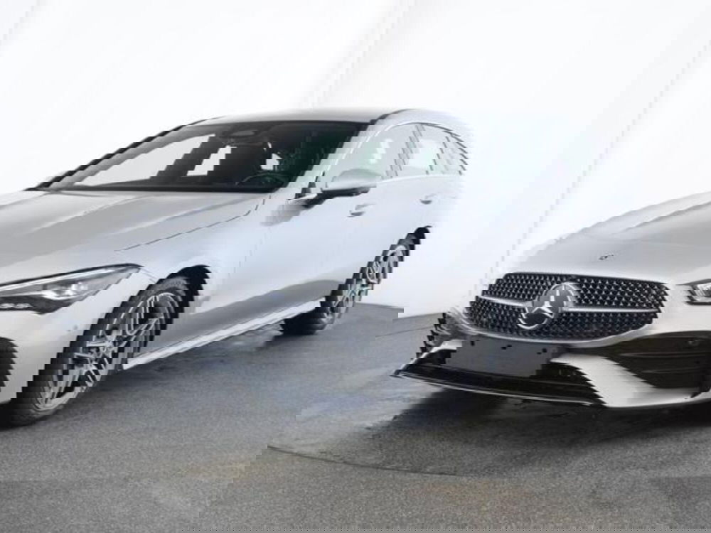 Mercedes-Benz CLA Shooting Brake usata a Milano