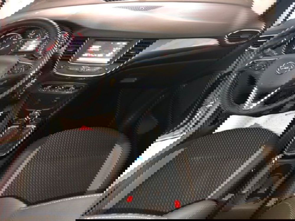 Opel Crossland X usata a Torino (10)