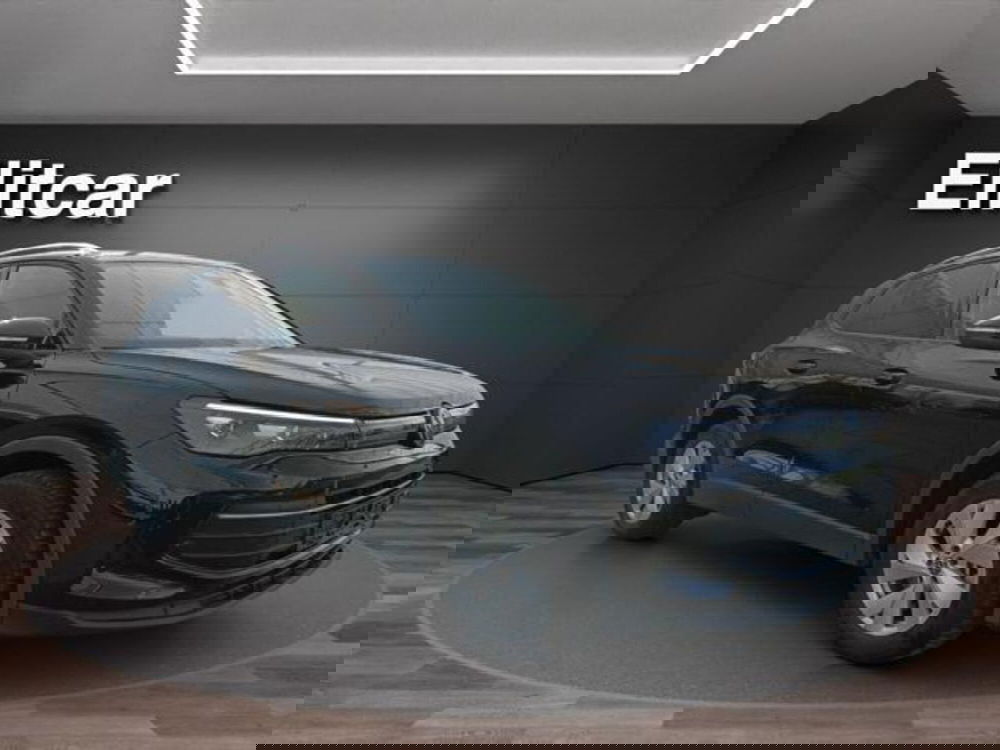 Volkswagen Tiguan usata a Milano (5)