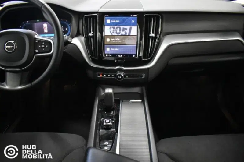 Volvo XC60 usata a Perugia (10)