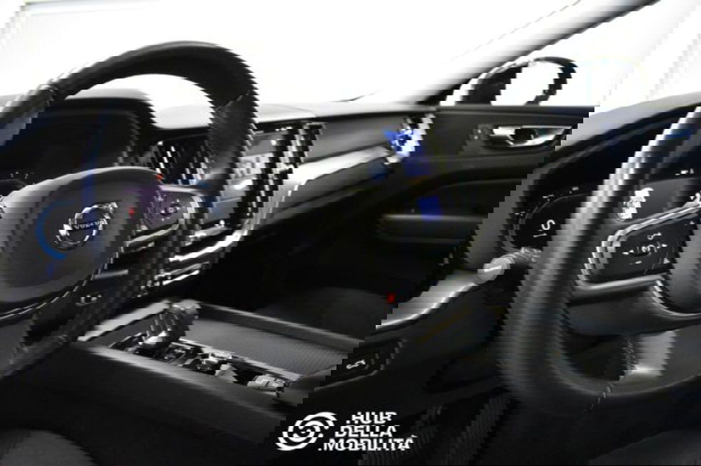 Volvo XC60 usata a Perugia (19)
