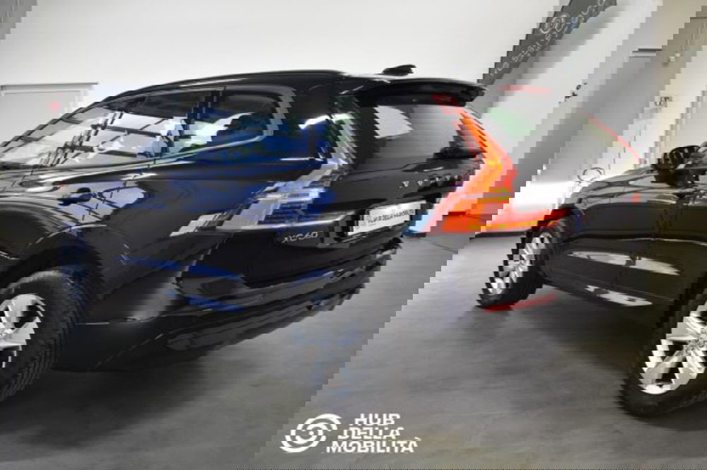 Volvo XC60 usata a Perugia (6)