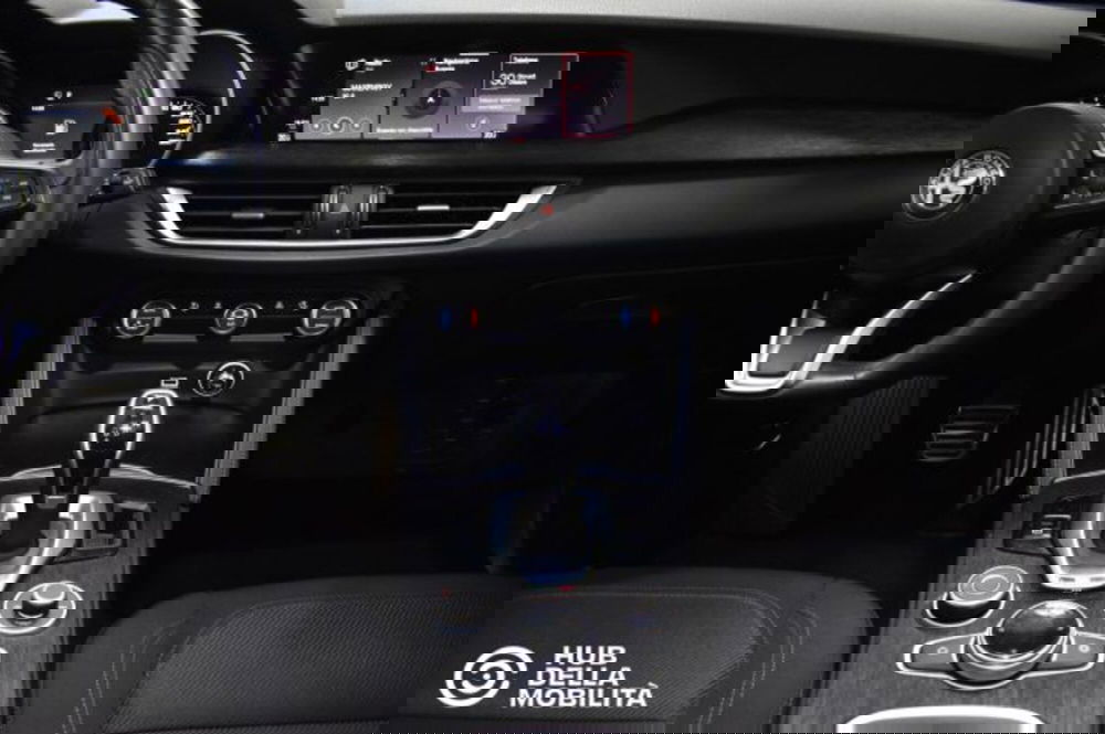 Alfa Romeo Stelvio usata a Perugia (11)