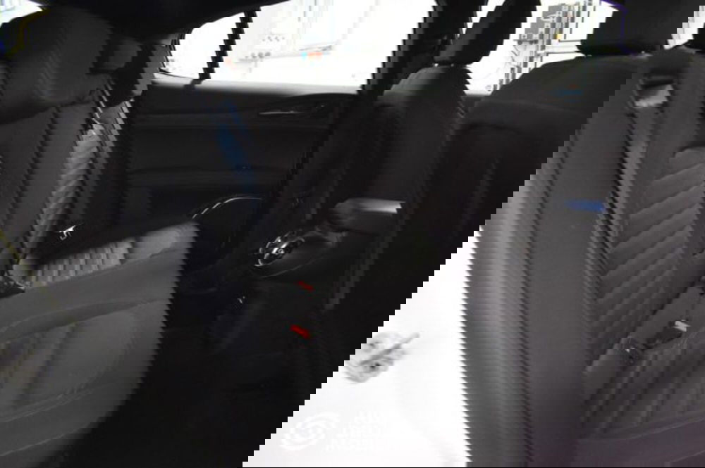 Alfa Romeo Stelvio usata a Perugia (17)