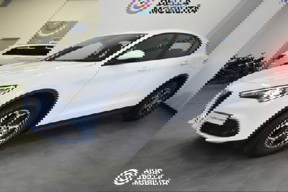 Alfa Romeo Stelvio usata a Perugia (3)