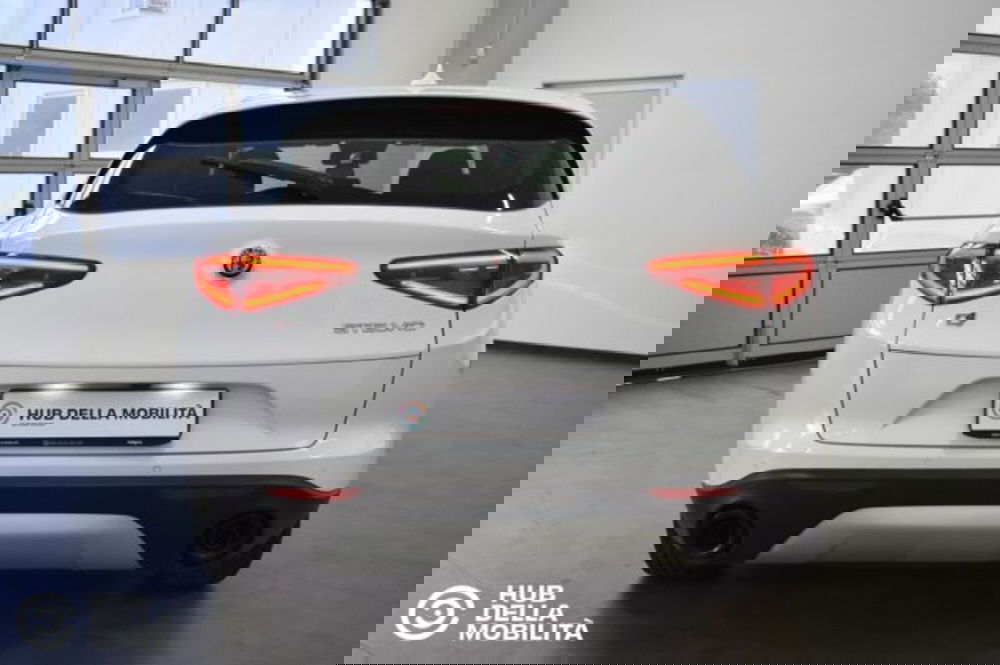 Alfa Romeo Stelvio usata a Perugia (5)