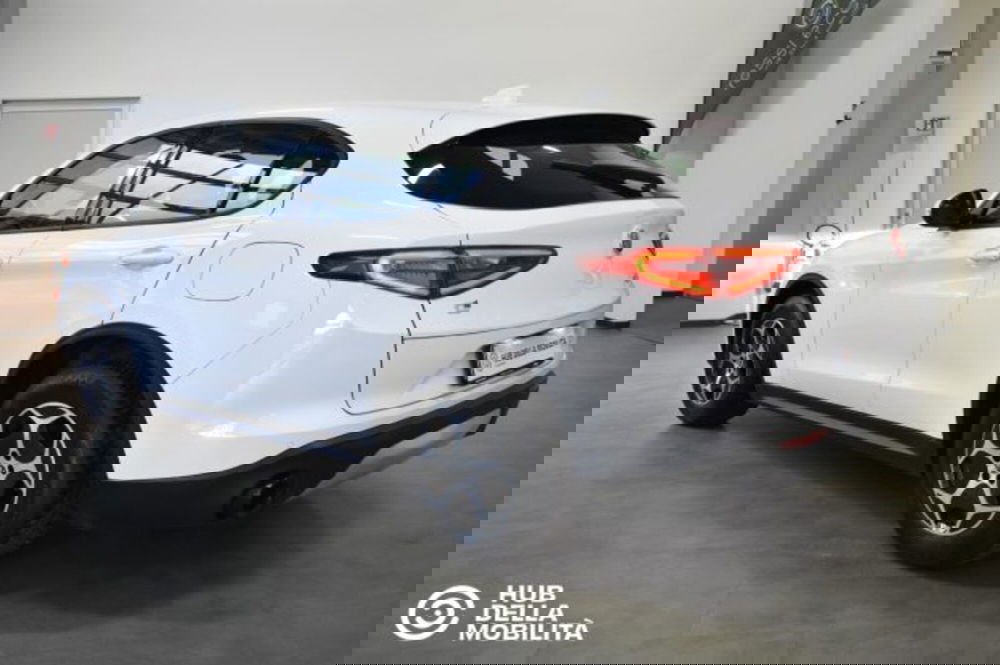 Alfa Romeo Stelvio usata a Perugia (6)