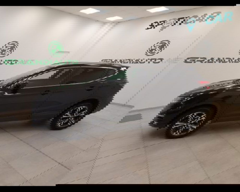 Nissan Qashqai usata a Alessandria (2)