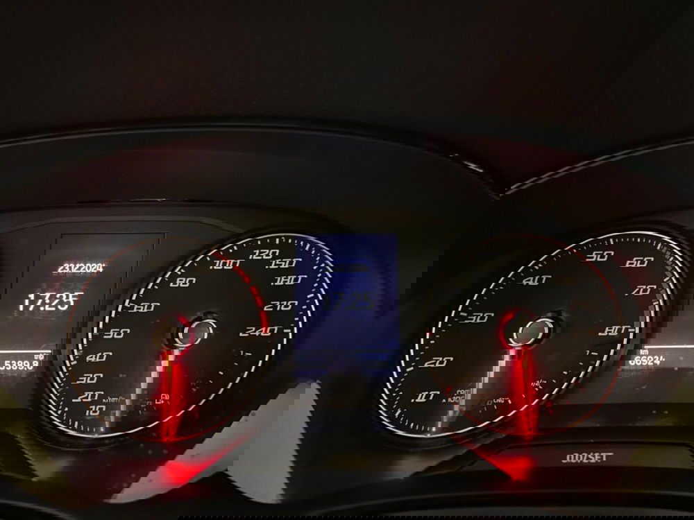 SEAT Arona usata a Verona (17)