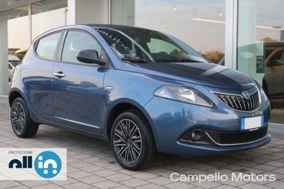 Lancia Ypsilon 1.0 FireFly 5 porte S&amp;S Hybrid Gold Plus del 2023 usata a Venezia