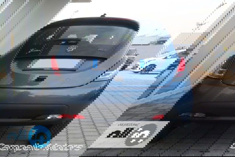 Lancia Ypsilon usata a Venezia (4)