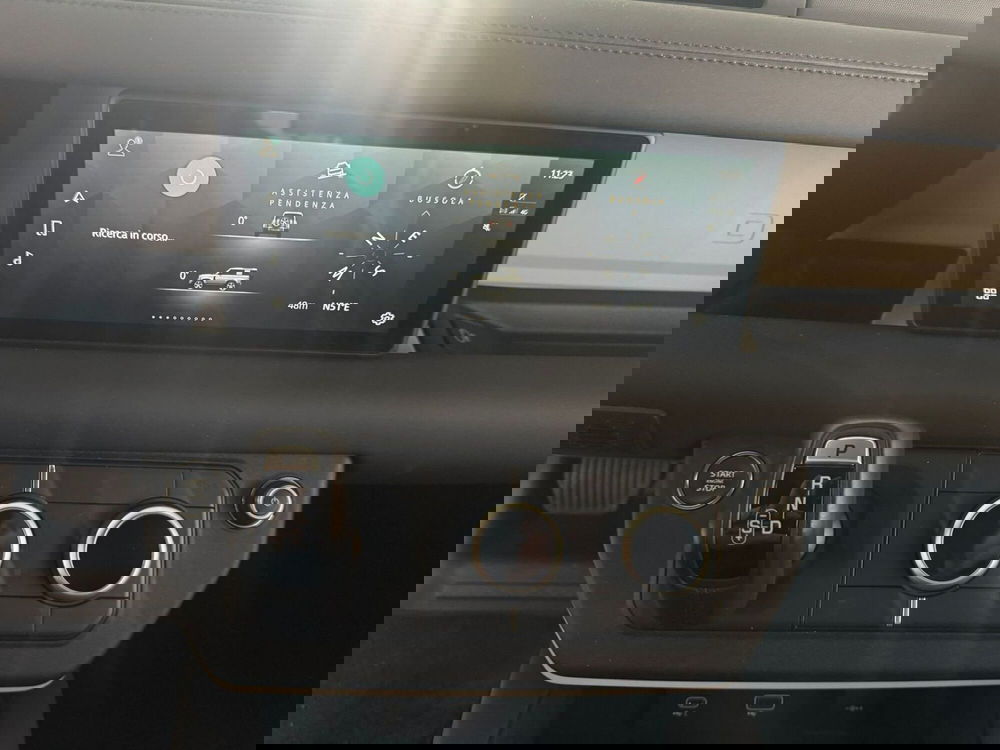 Land Rover Defender usata a Salerno (15)