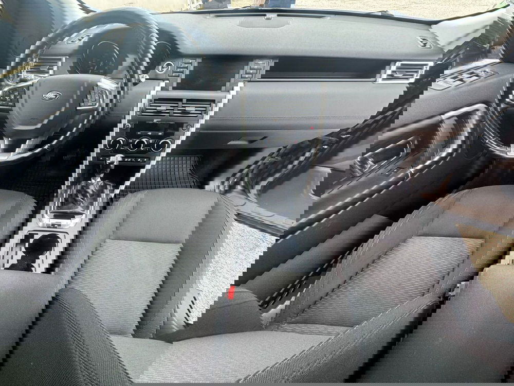 Land Rover Discovery Sport usata a Salerno (13)