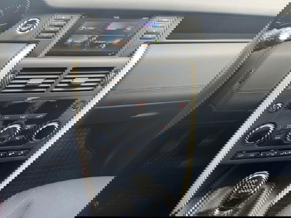 Land Rover Discovery Sport usata a Salerno (16)