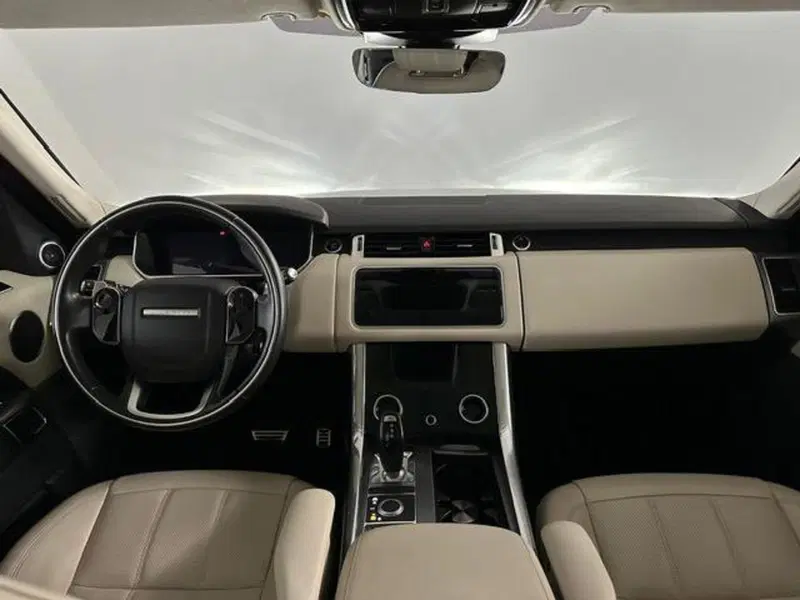 Land Rover Range Rover Sport usata a Venezia (9)