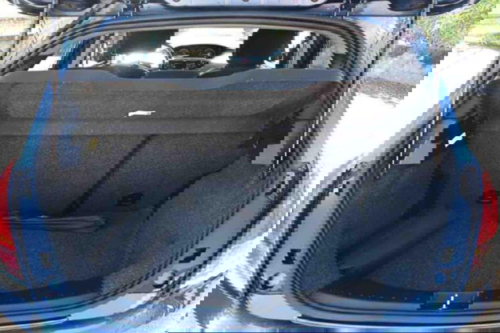 Lancia Ypsilon usata a Torino (8)