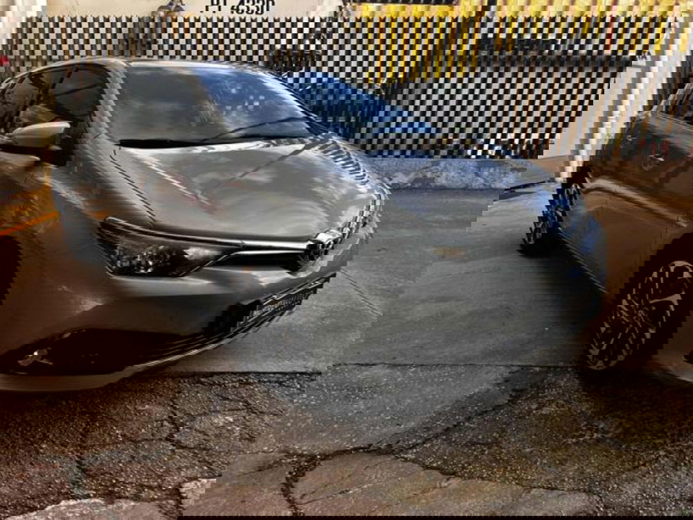 Toyota Auris usata a Sassari (3)