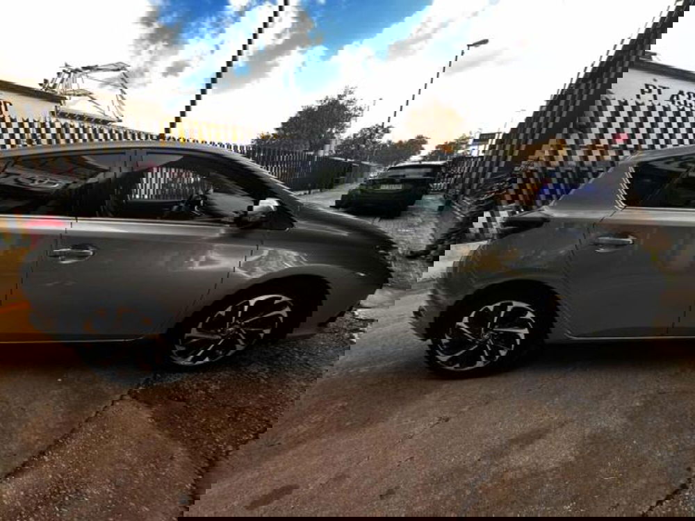 Toyota Auris usata a Sassari (5)