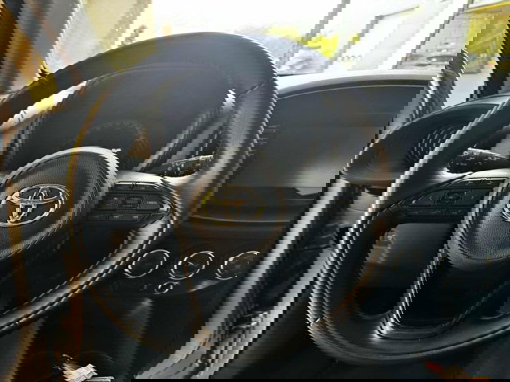 Toyota Aygo X usata a Sassari (13)