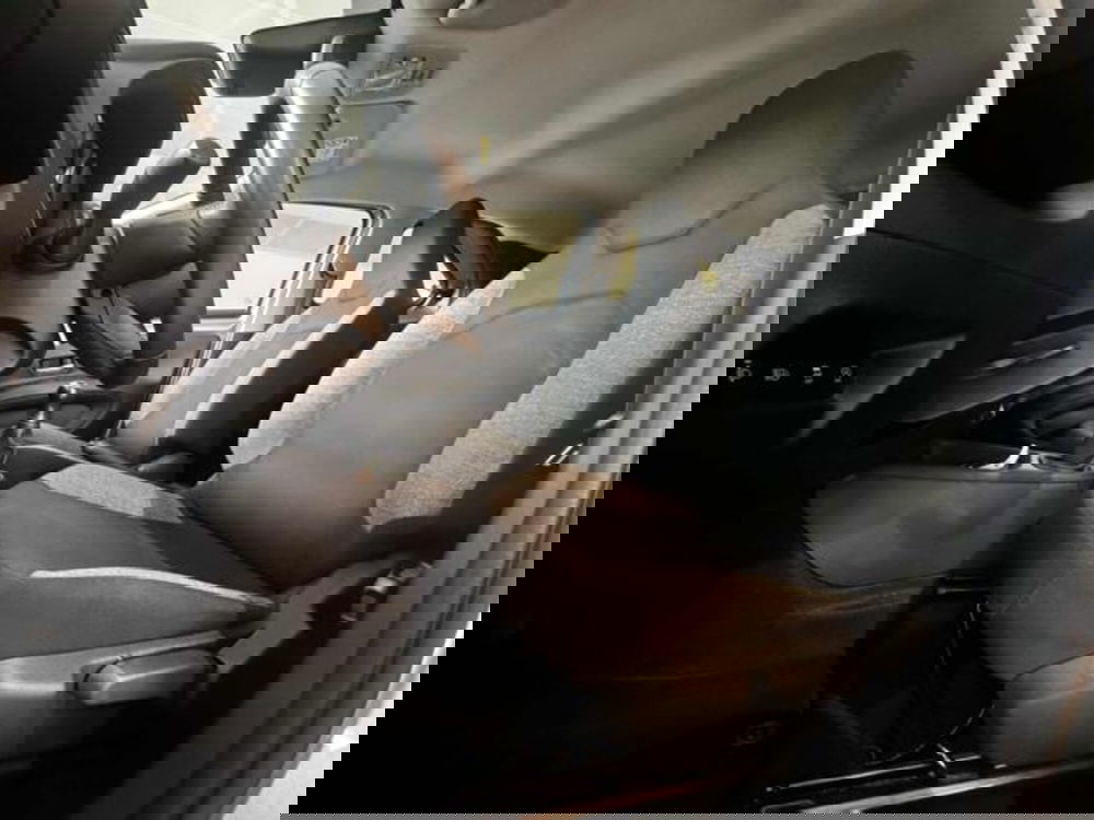 Toyota Aygo X usata a Sassari (9)