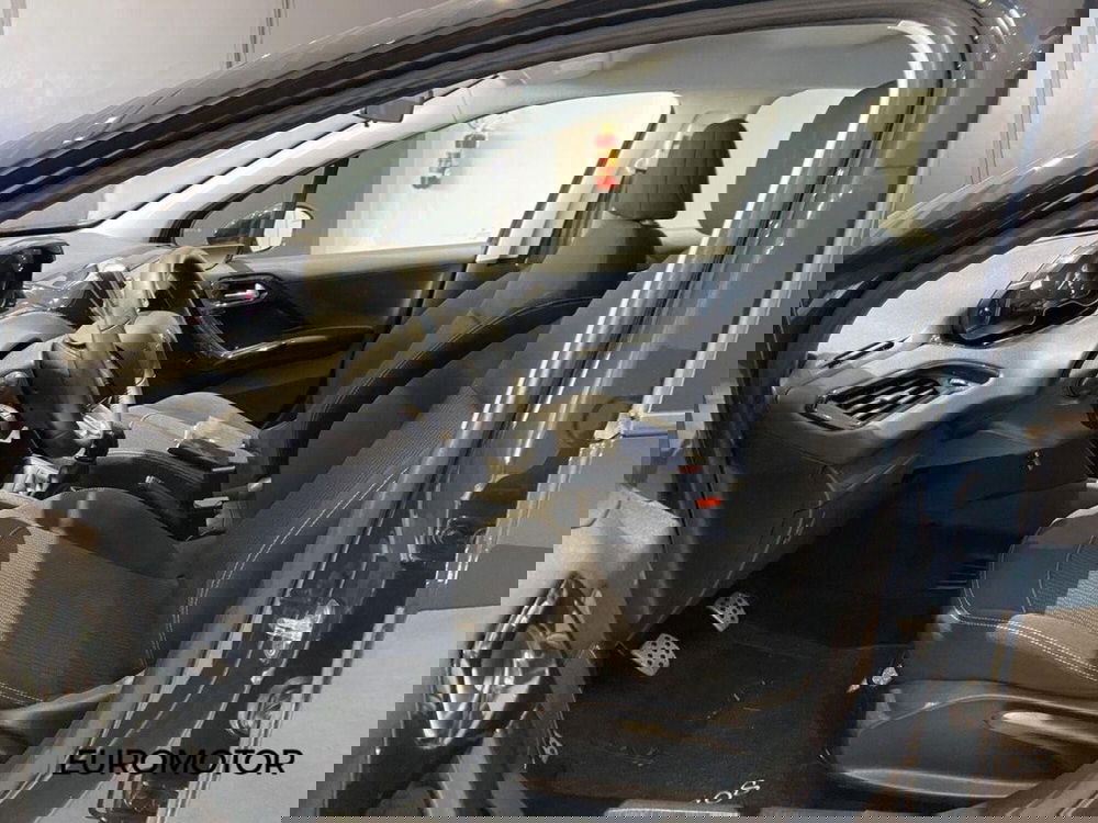 Peugeot 208 usata a Bari (14)