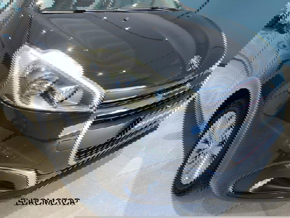 Peugeot 208 usata a Bari (4)