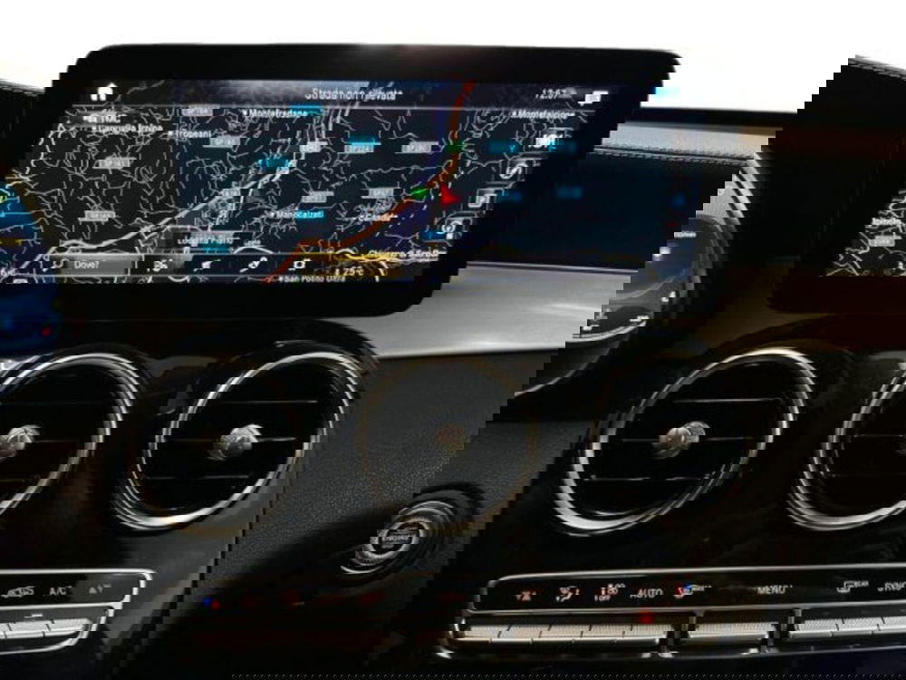 Mercedes-Benz GLC SUV usata a Avellino (12)