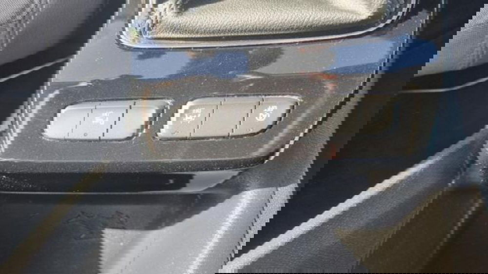 Opel Mokka usata a Savona (13)