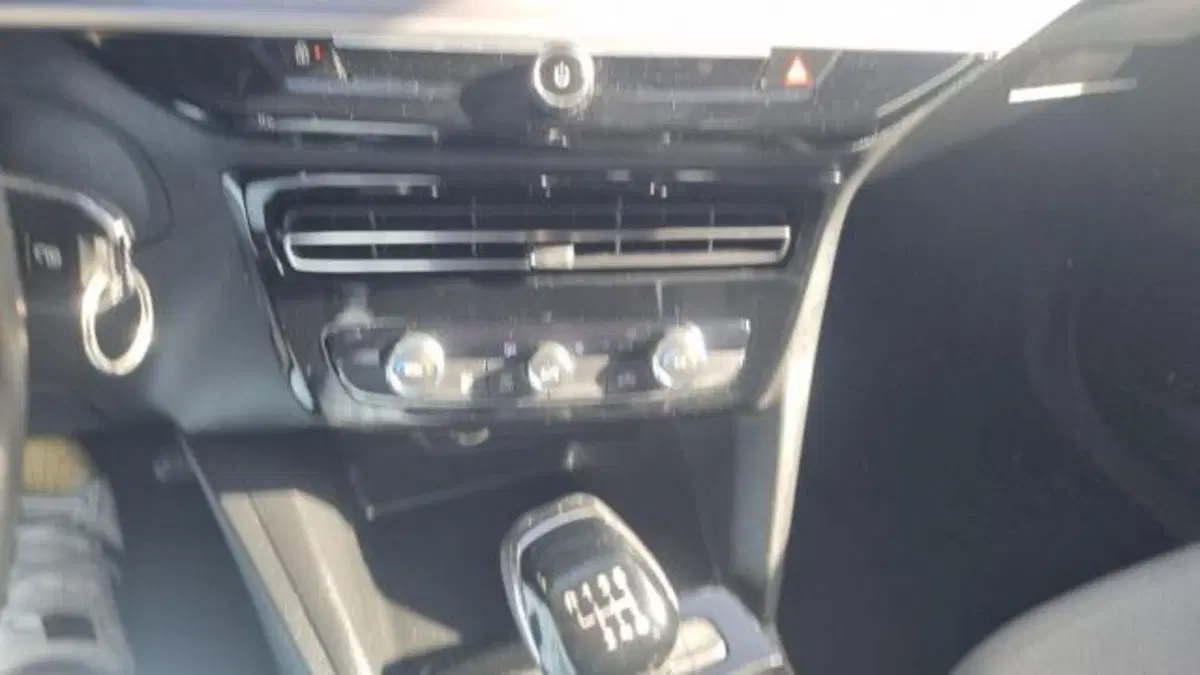 Opel Mokka usata a Savona (7)