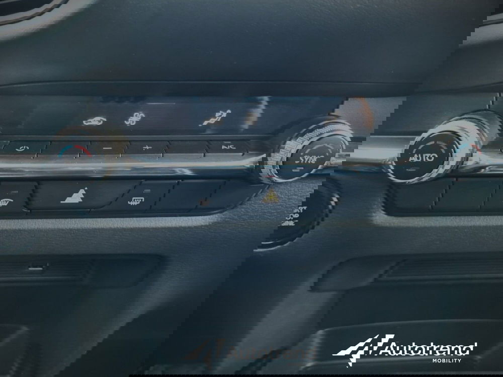 Mazda CX-30 usata a Bari (12)